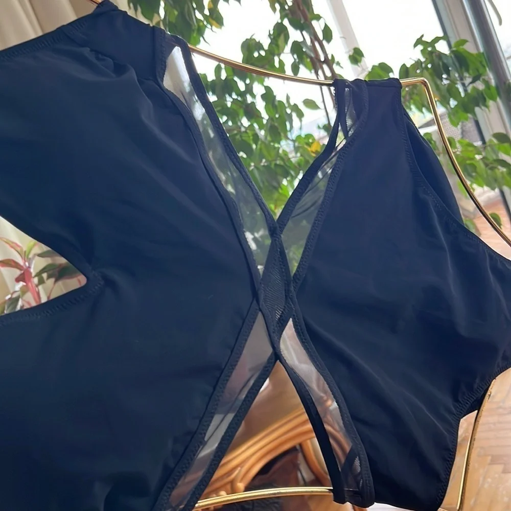 Profile by Gottex black cutout one piece swimwear - Picture 11 of 13